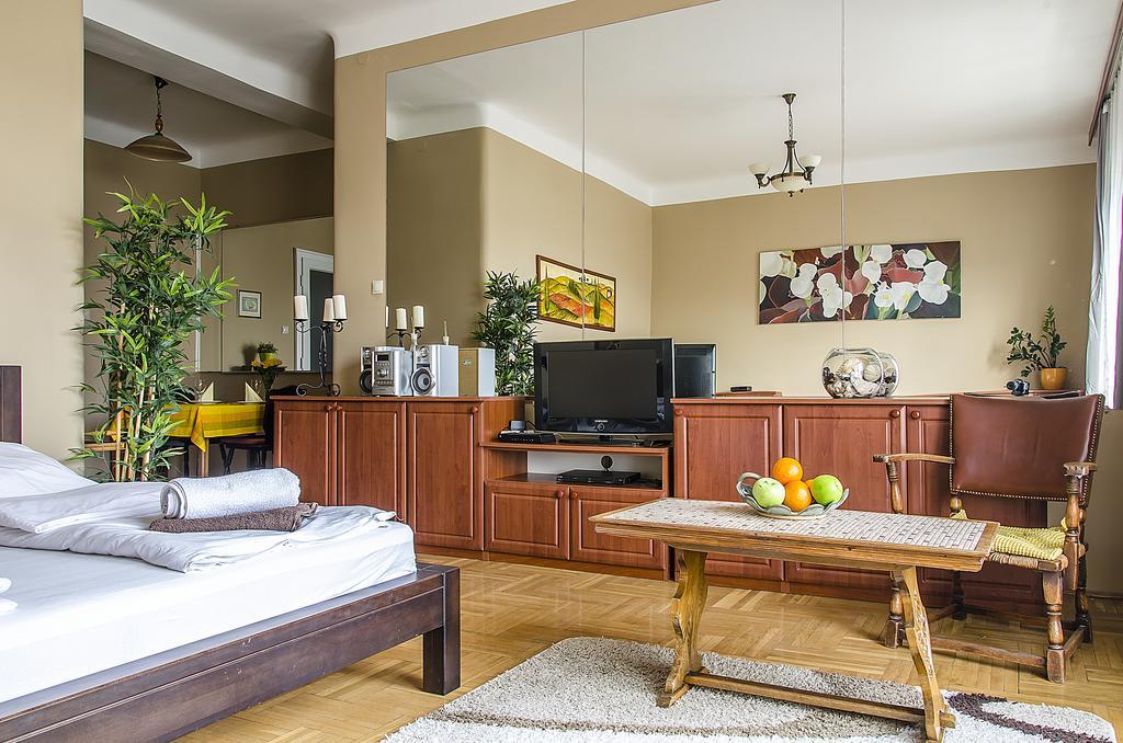 Danube Pest-Side Apartment Budapest Luaran gambar