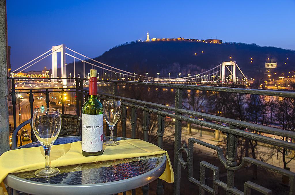 Danube Pest-Side Apartment Budapest Luaran gambar